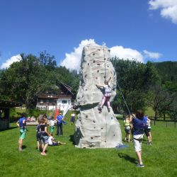 Wandertag und Kletterstunden